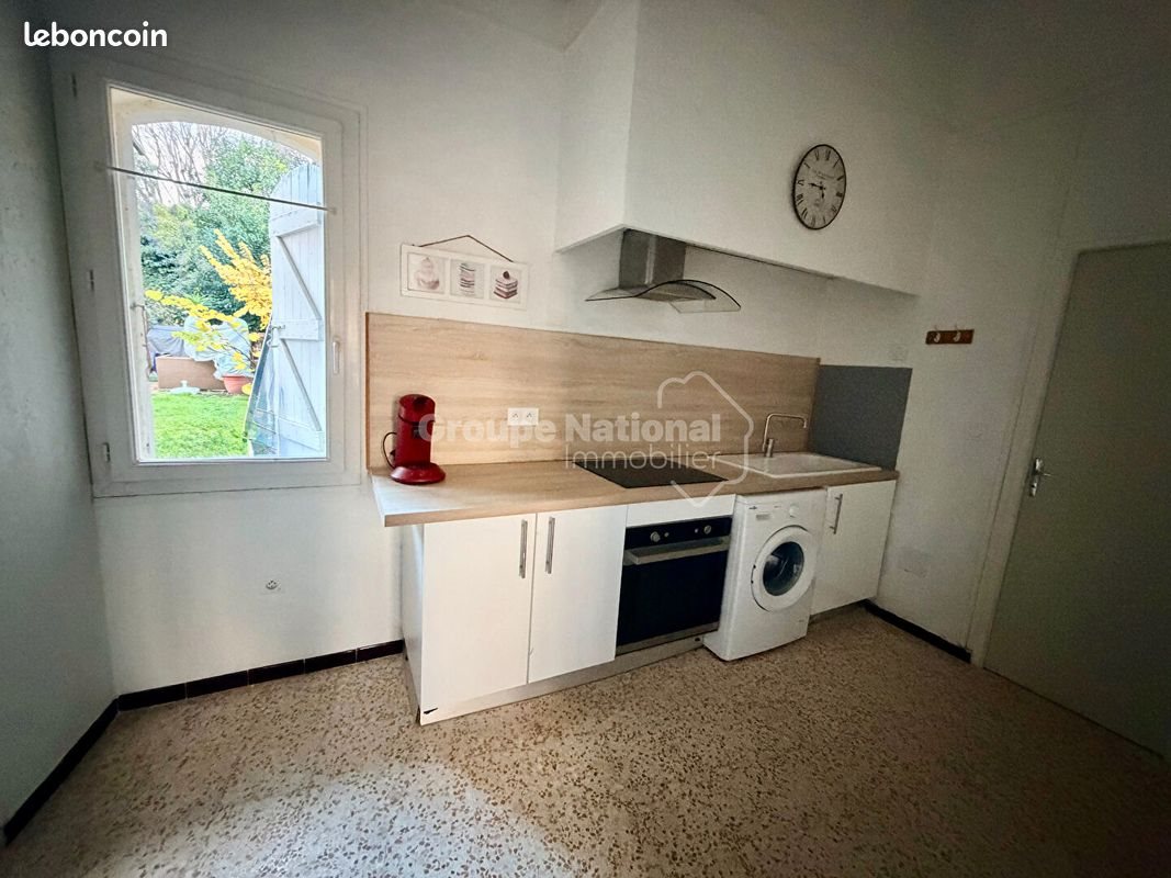 Appartement à louer, 38m², Nîmes