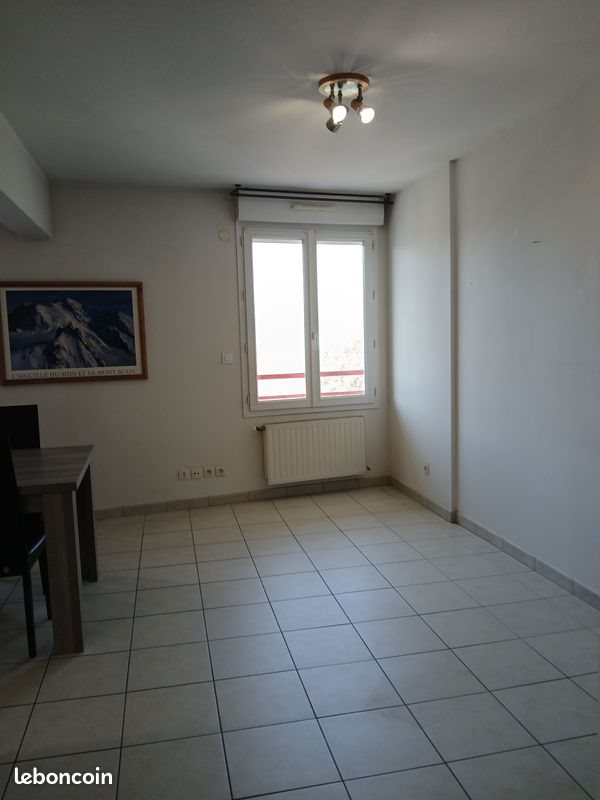 Appartement à louer, 45m², La Roche-sur-Foron