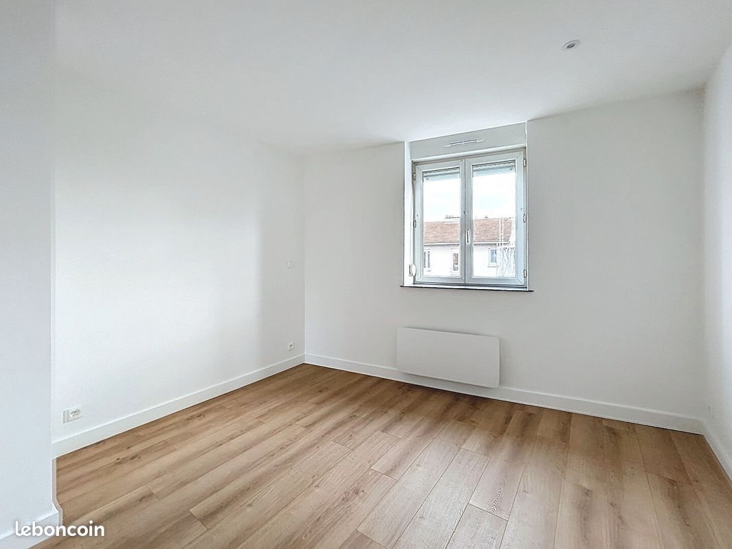 Appartement à louer, 26m², Reims