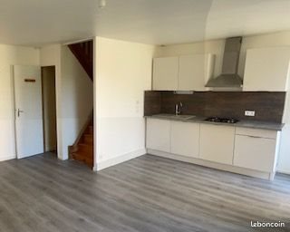 Appartement à louer, 75m², Balsièges