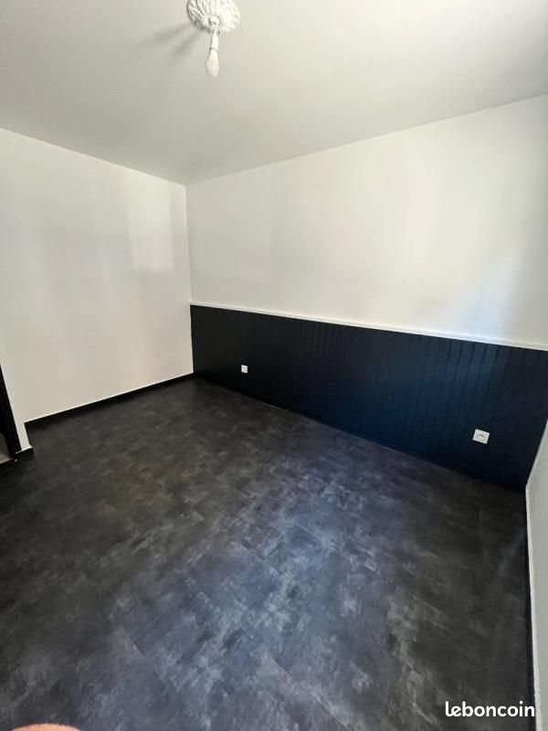 Appartement à louer, 41m², Unieux