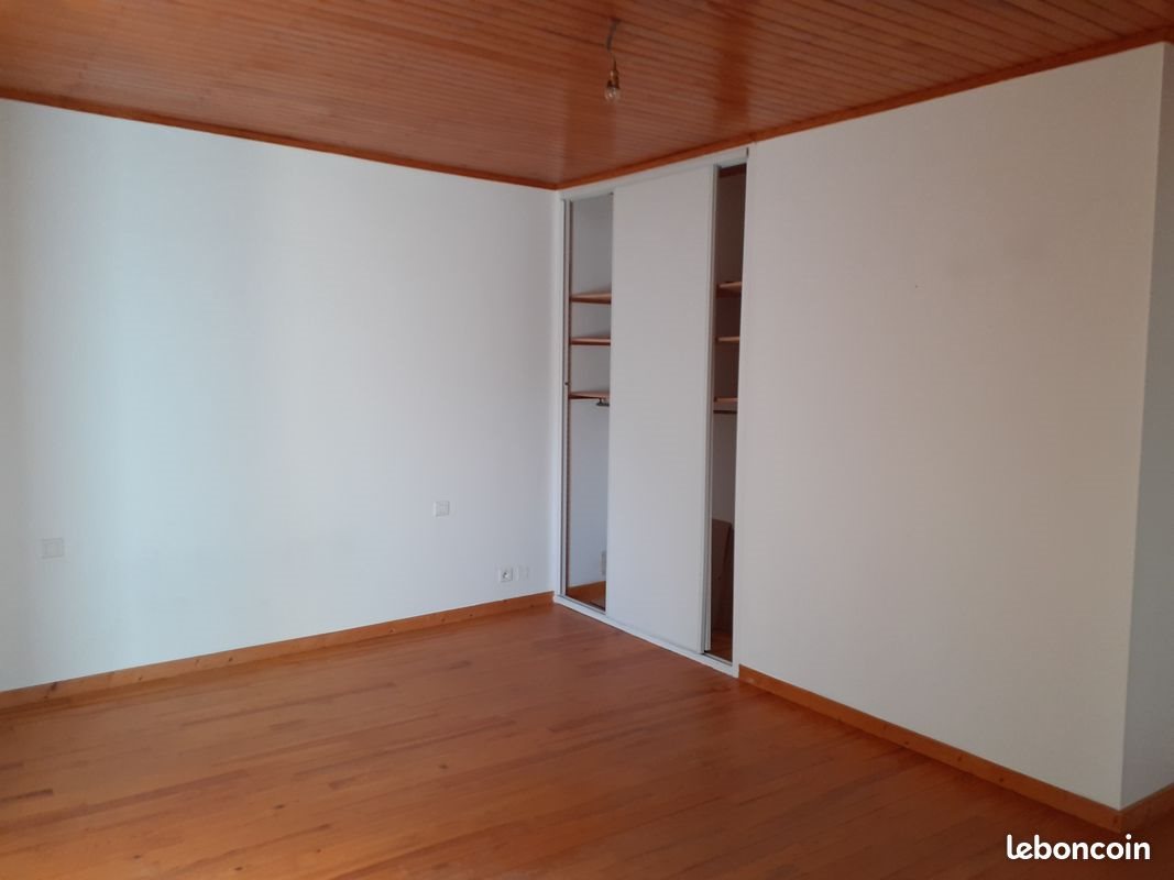 Maison à louer, 111m², Panossas