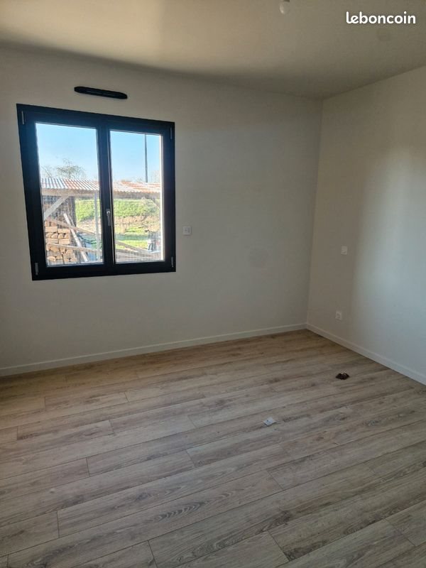 Maison à louer, 115m², Areines