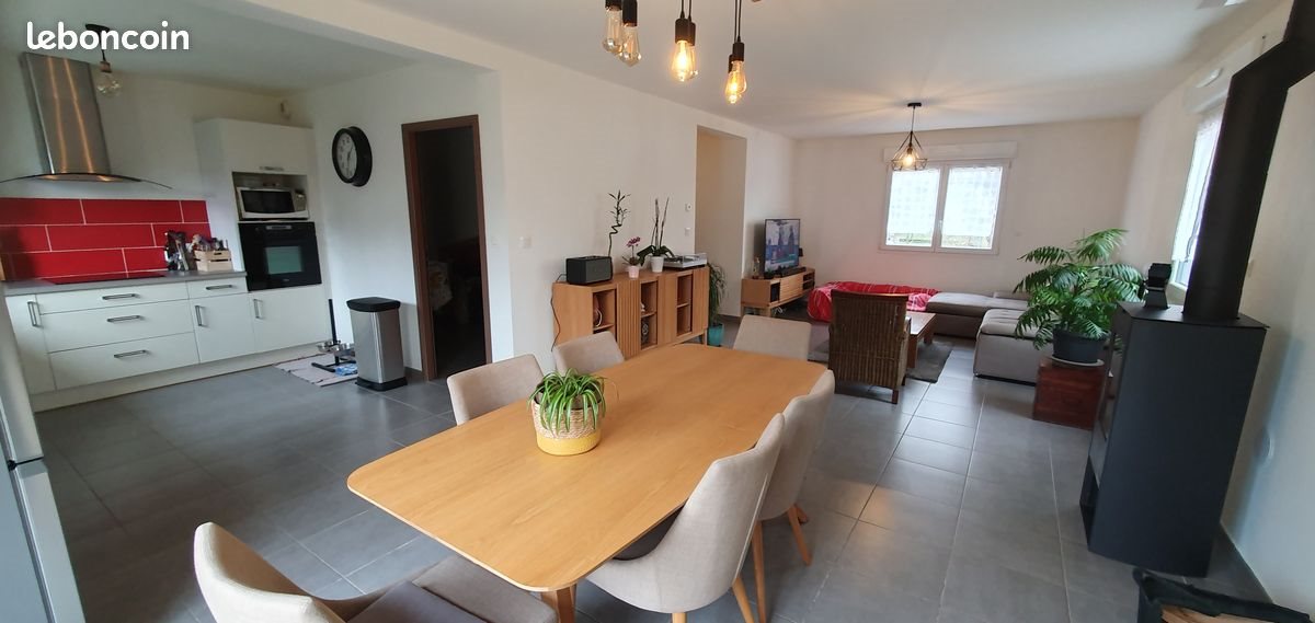 Maison à louer, 120m², Neuves-Maisons