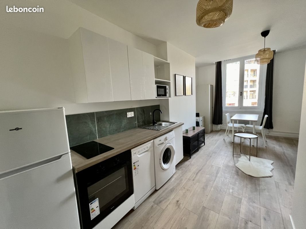 Appartement à louer, 18m², Saint-Etienne