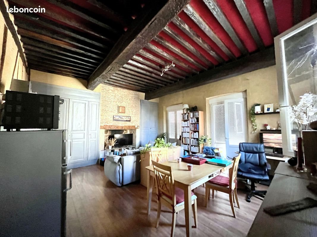 Appartement à louer, 80m², Condom