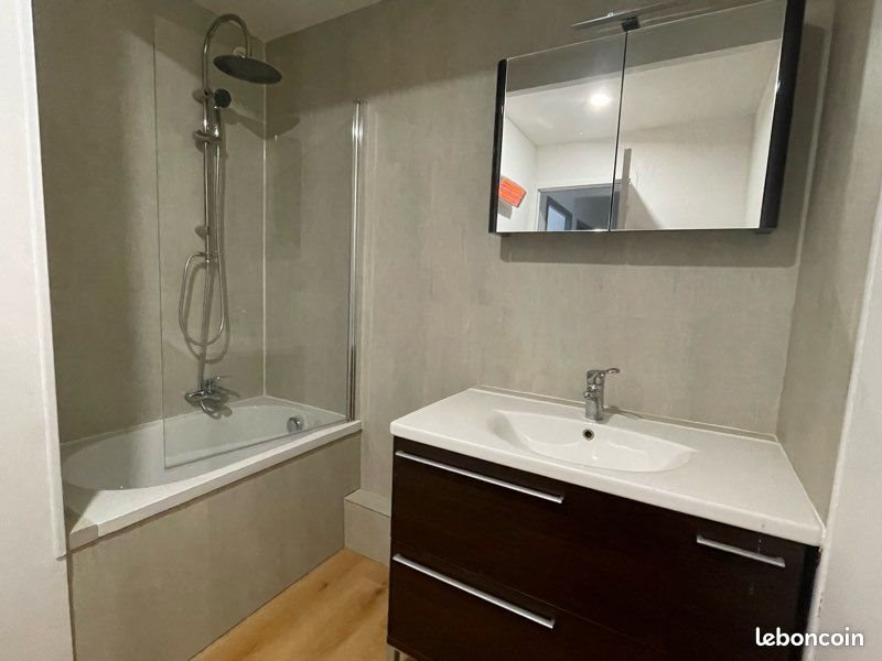 Appartement à louer, 60m², Floing