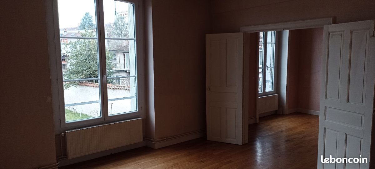 Appartement à louer, 50m², Aurillac