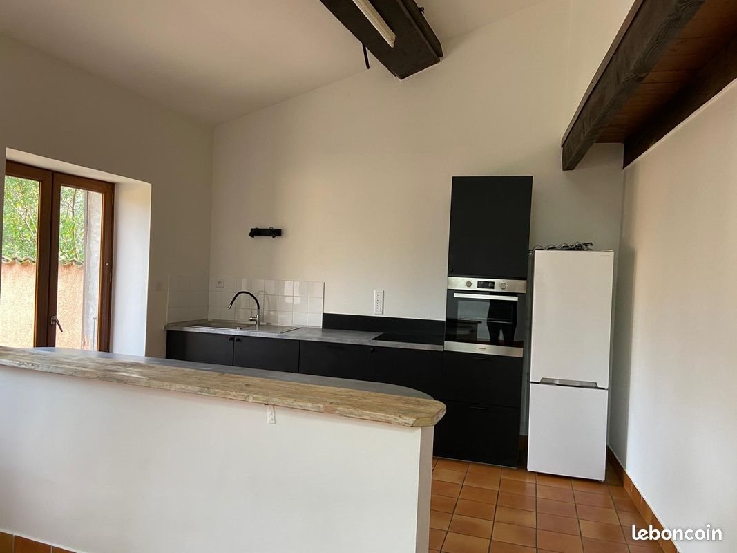 Maison à louer, 120m², Saint-Genis-Laval