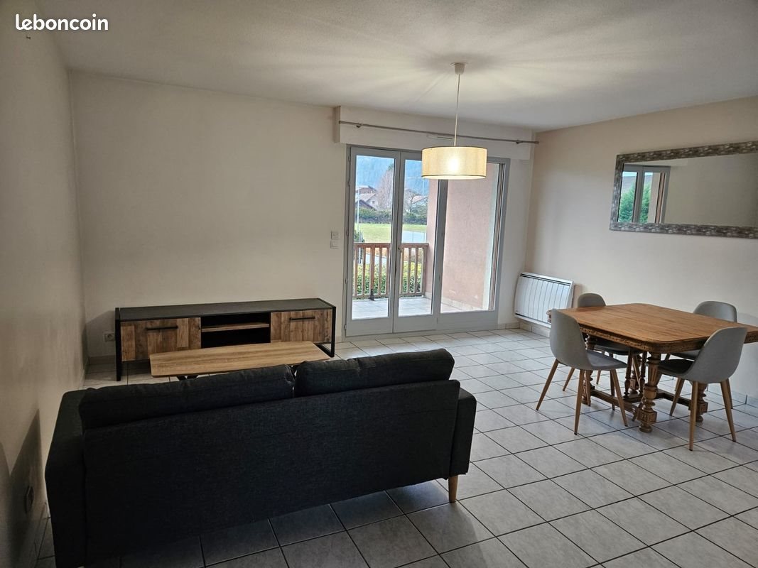 Appartement à louer, 62m², Marignier