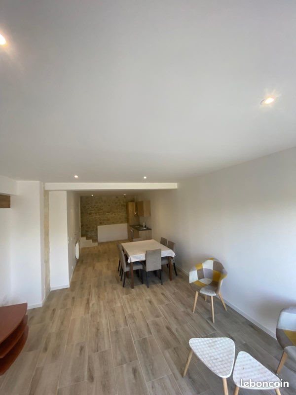 Maison à louer, 80m², Salleboeuf