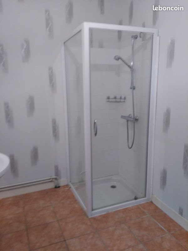 Appartement à louer, 40m², Saint-Georges-Buttavent