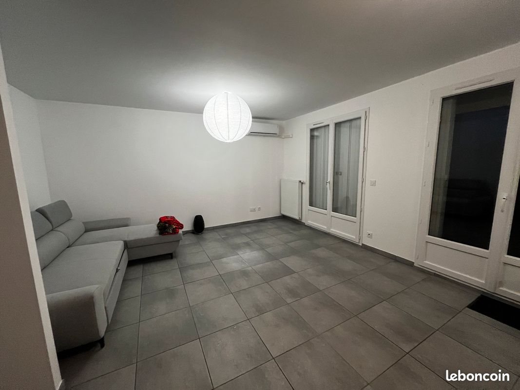 Appartement à louer, 84m², Voiron