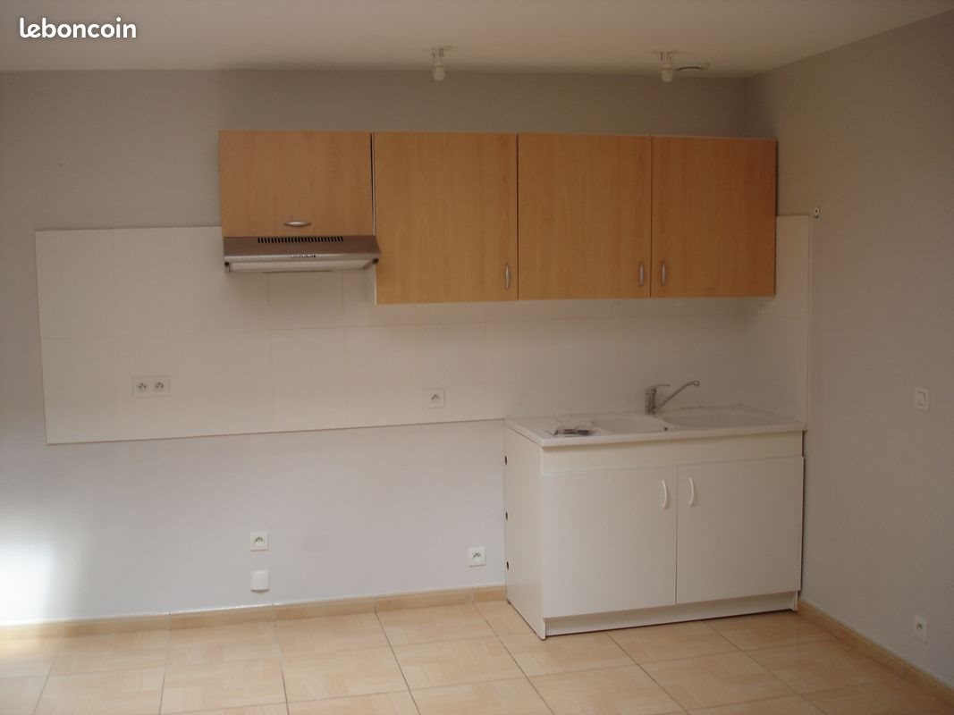 Appartement à louer, 61m², Mirebeau