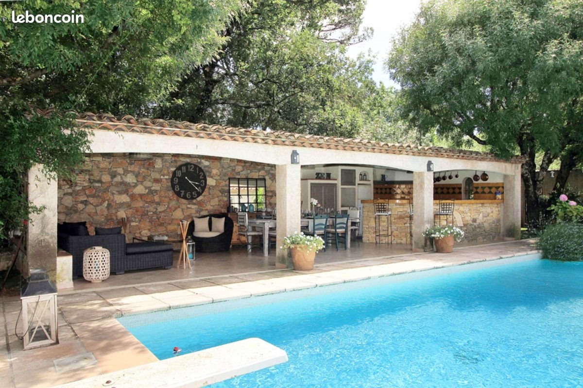 Maison à louer, 145m², Le Cannet-des-Maures