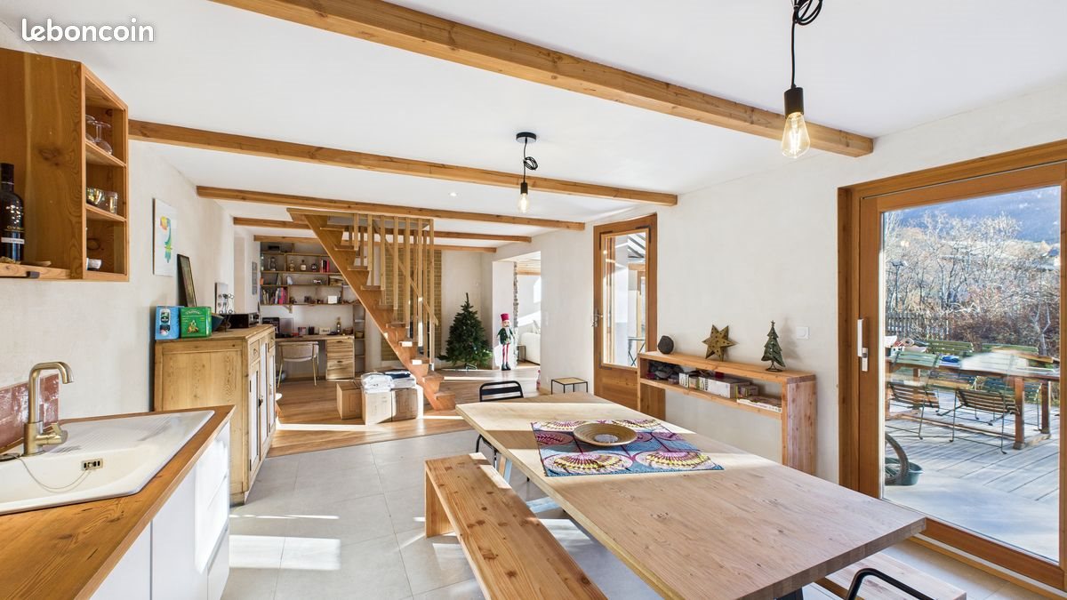 Appartement à louer, 90m², Briançon