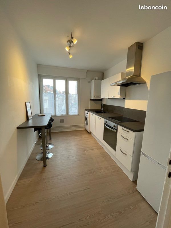 Appartement à louer, 72m², Lille
