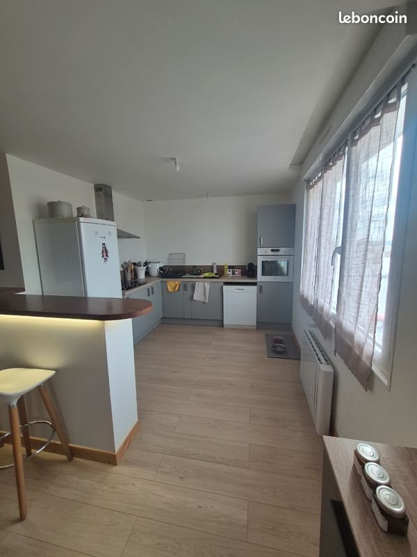 Appartement à louer, 120m², Champniers