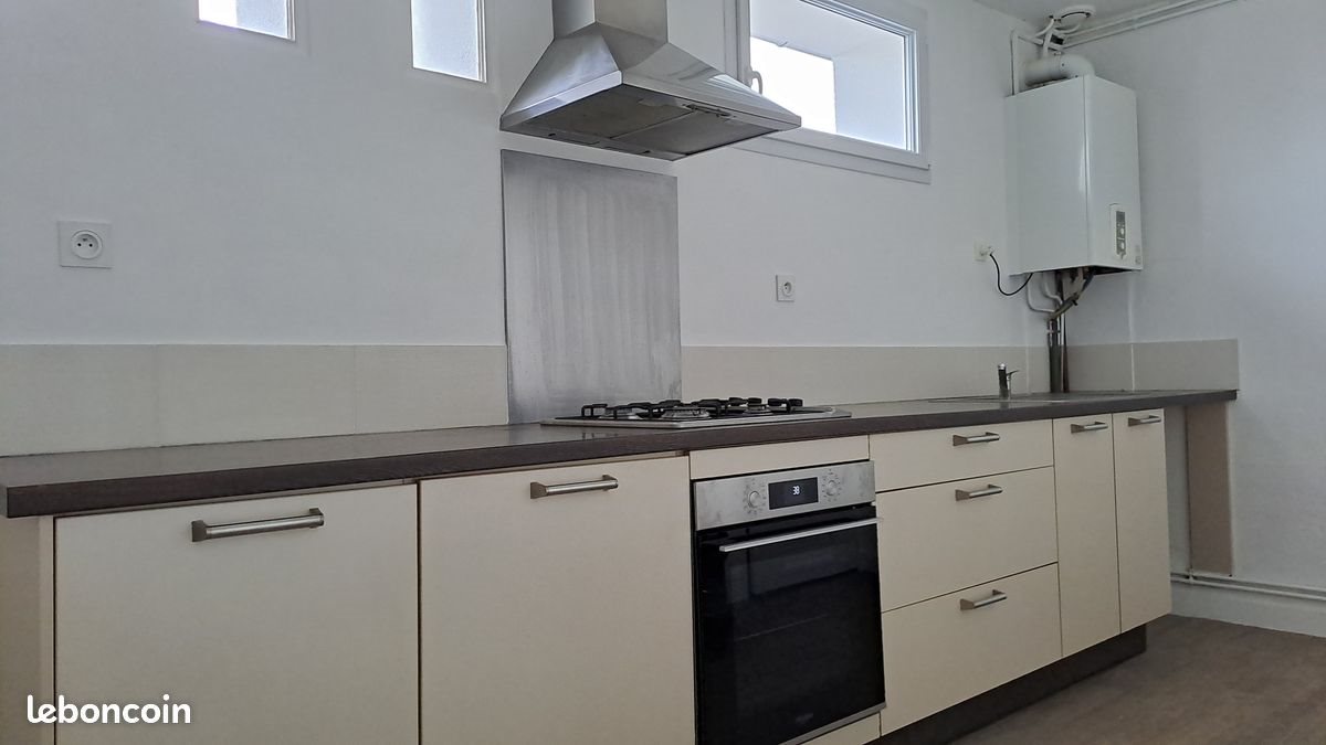 Appartement à louer, 98m², Noyal-sur-Vilaine