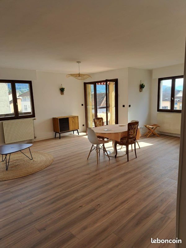 Appartement à louer, 84m², Voiron