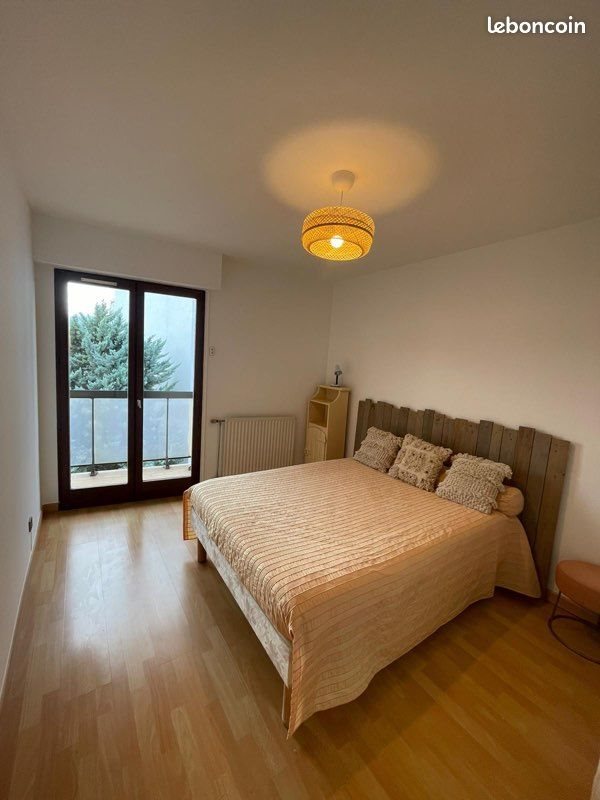 Appartement à louer, 84m², Voiron