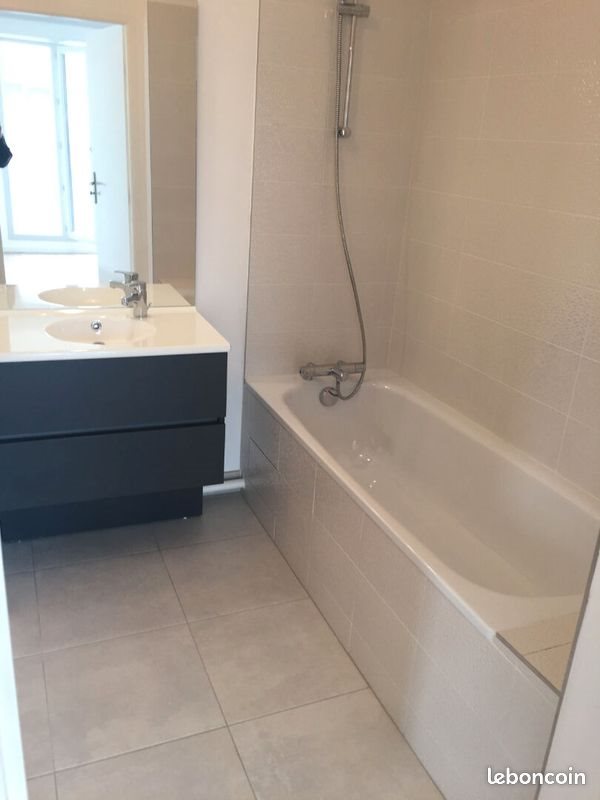 Appartement à louer, 37m², Romainville