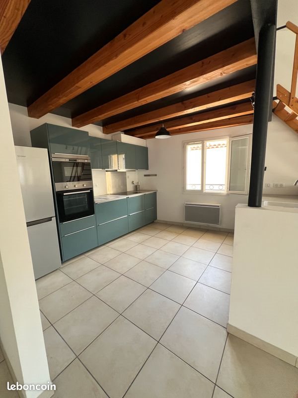 Appartement à louer, 55m², Le Puy-Sainte-Réparade