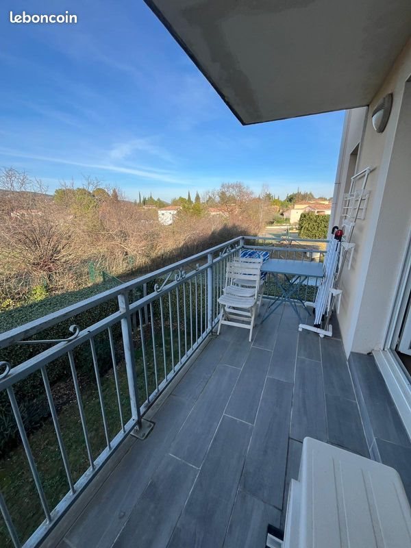 Appartement à vendre, 55m², Saint-Privat-des-Vieux