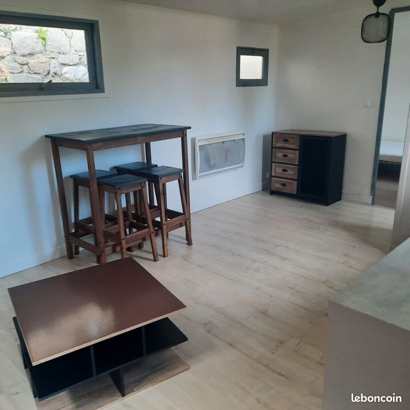 Maison à louer, 2m², Menton