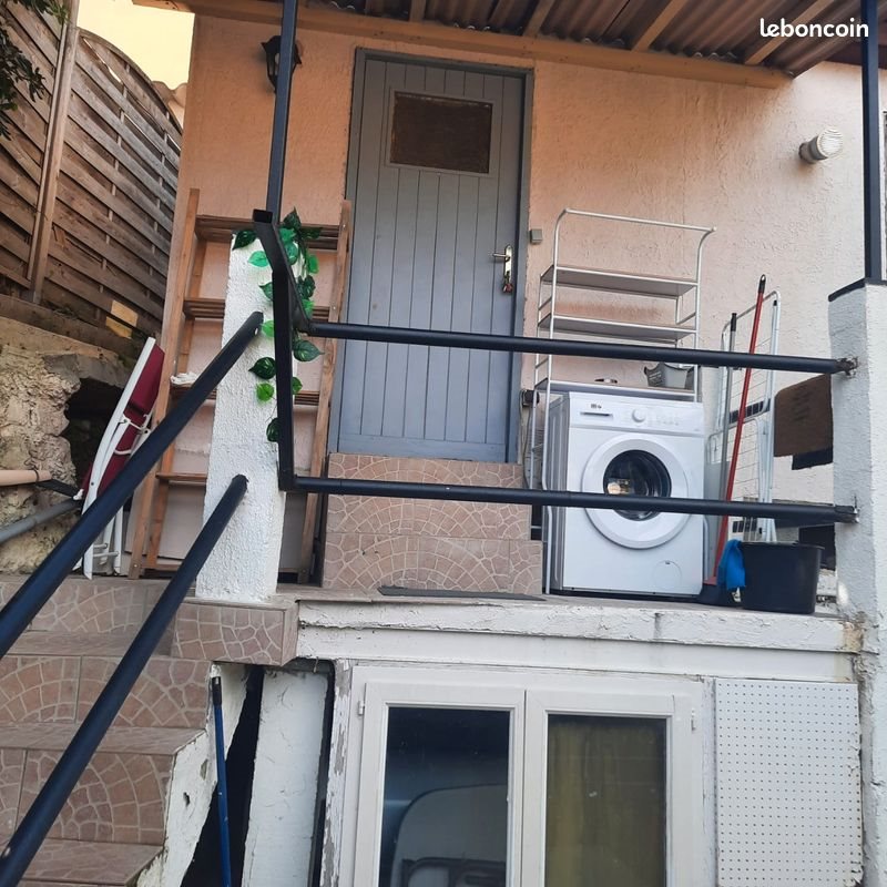 Maison à louer, 2m², Menton