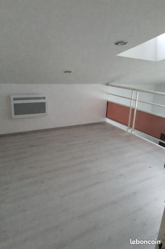 Appartement à louer, 30m², Florensac