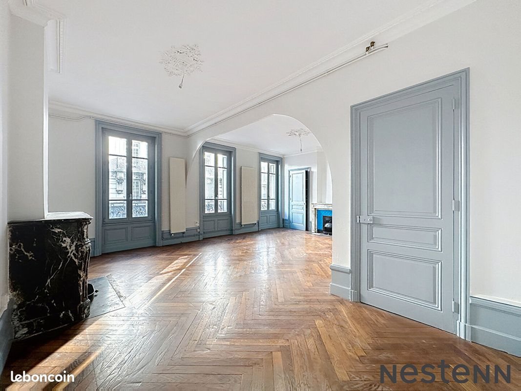 Appartement à vendre, 150m², Saint-Etienne