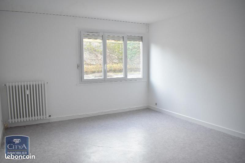 Appartement à louer, 84m², Donzenac