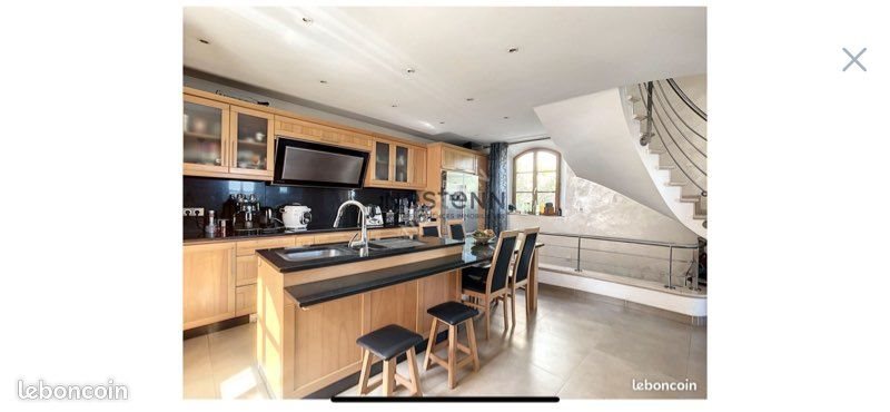 Maison à louer, 140m², Miramas