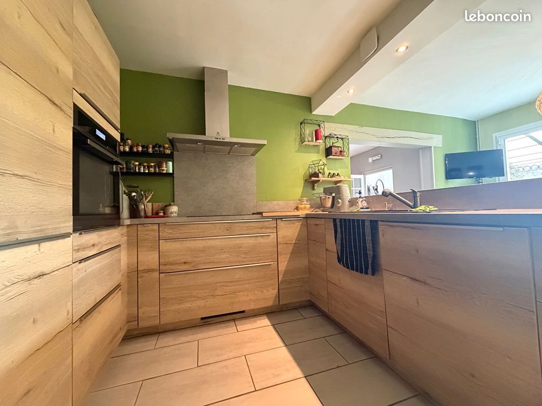 Maison à vendre, 187m², Brosville