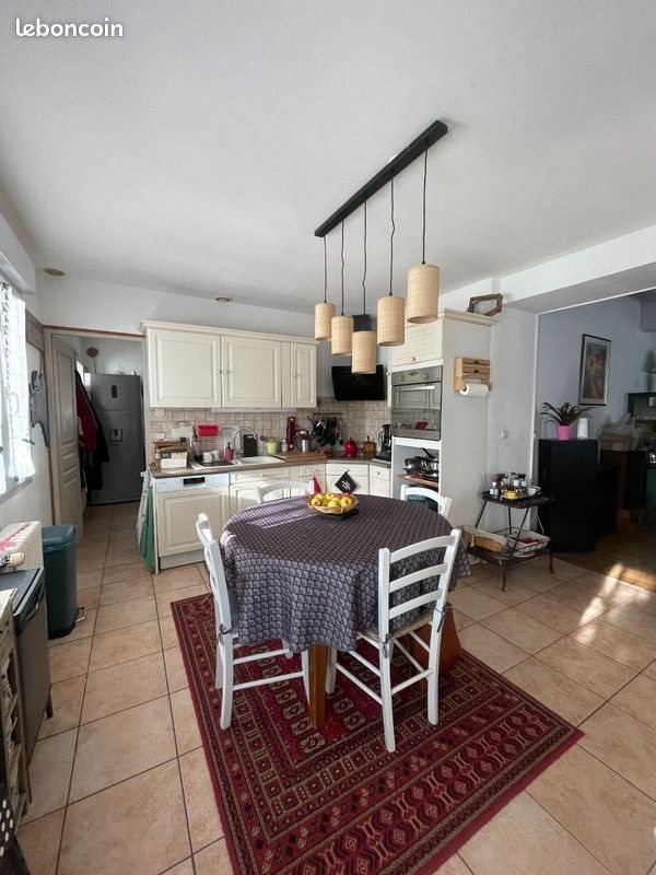 Maison à louer, 170m², Beaumont-les-Autels