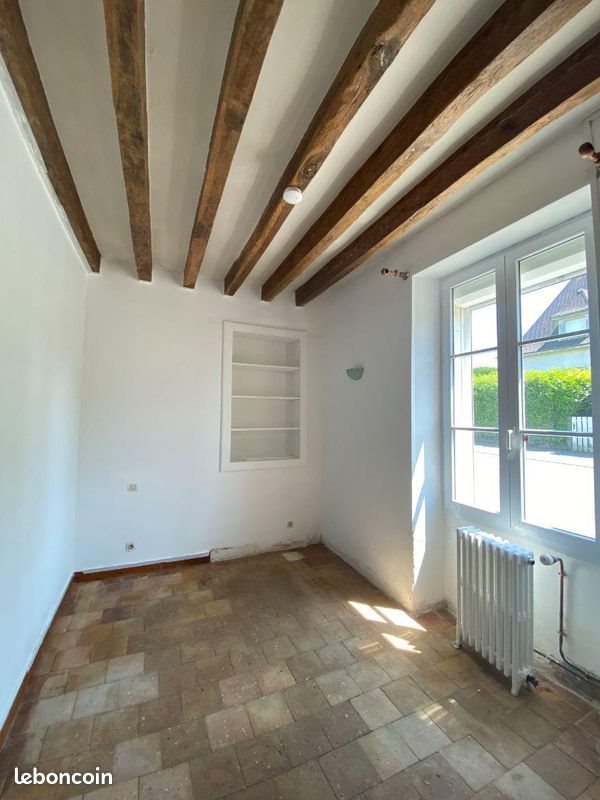Maison à louer, 170m², Beaumont-les-Autels