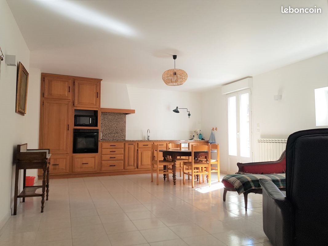 Appartement à louer, 100m², Clermont-l'Hérault