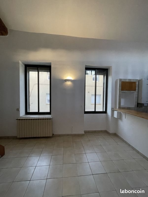 Appartement à louer, 92m², Nîmes