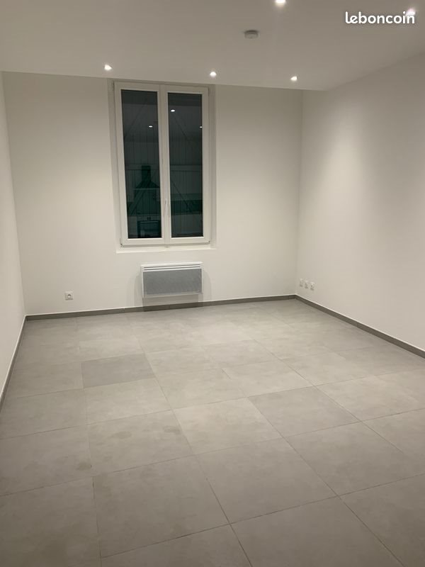Appartement à louer, 40m², Saint-Chamas