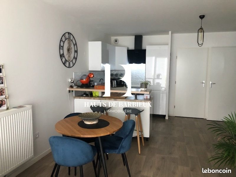 Appartement à louer, 51m², Lille
