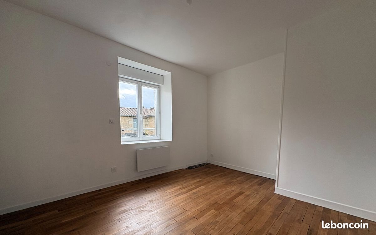 Appartement à louer, 60m², Mirebeau