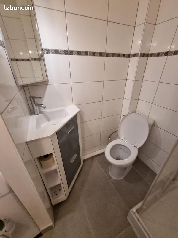 Appartement à louer, 21m², Eguilles