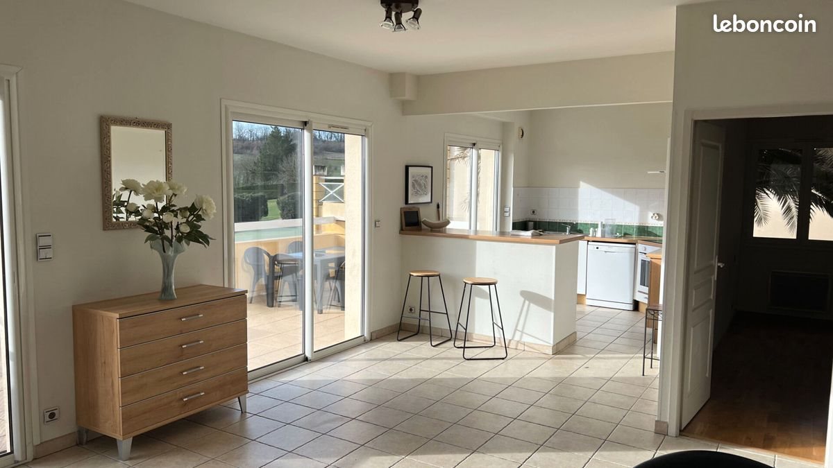 Appartement à louer, 123m², Castelnaud-de-Gratecambe