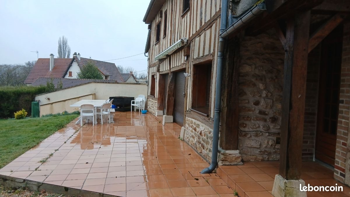 Maison à louer, 135m², Saint-Pierre-de-Bailleul