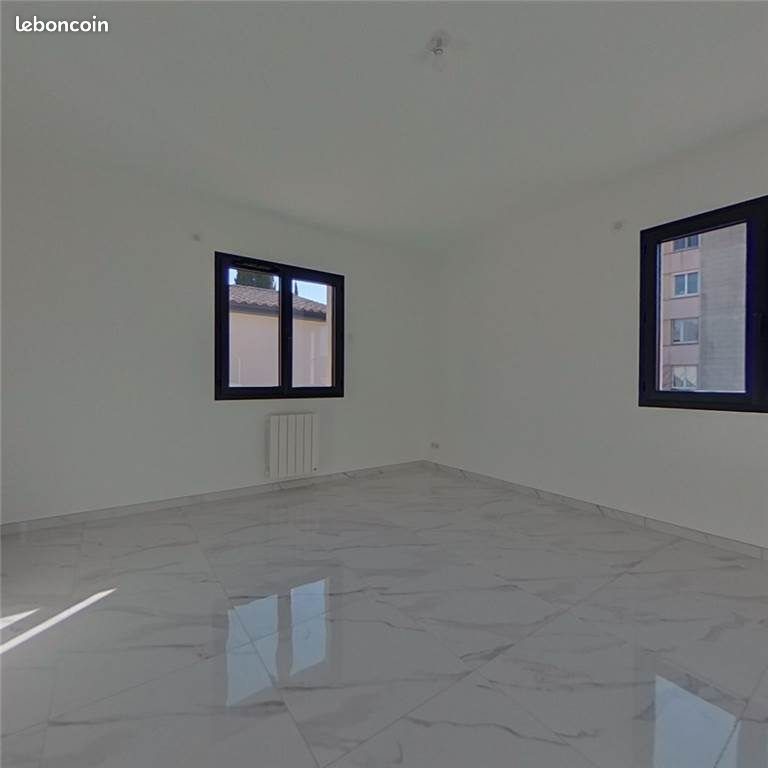 Maison à louer, 90m², Nyons