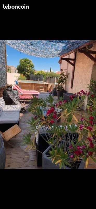 Maison à louer, 105m², Simiane-Collongue