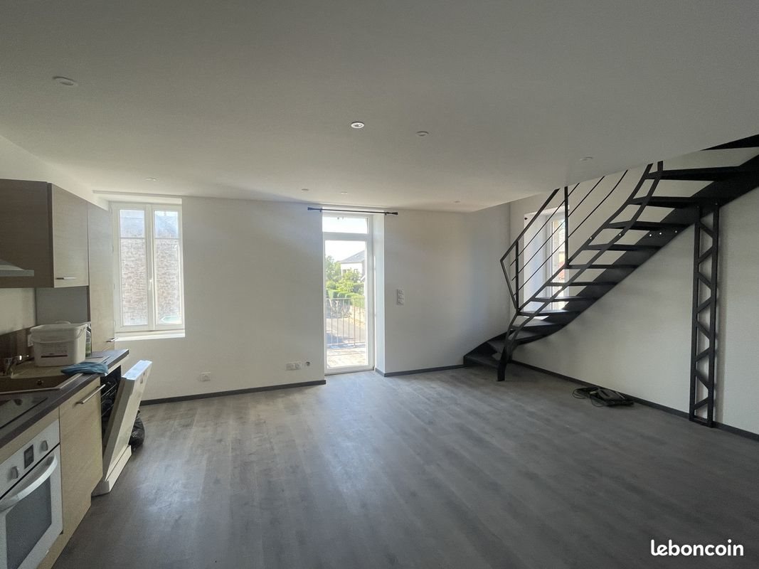 Appartement à louer, 51m², Flavin