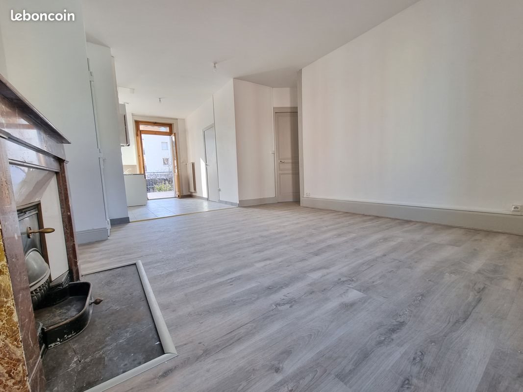 Appartement à louer, 61m², Rive-de-Gier