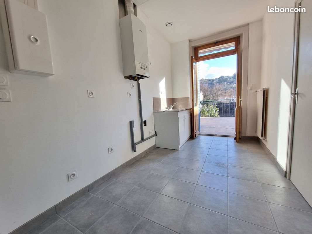 Appartement à louer, 61m², Rive-de-Gier